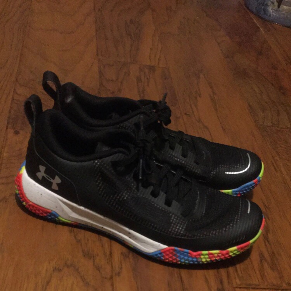 Black Under Armour Shoes Size 7 1/2